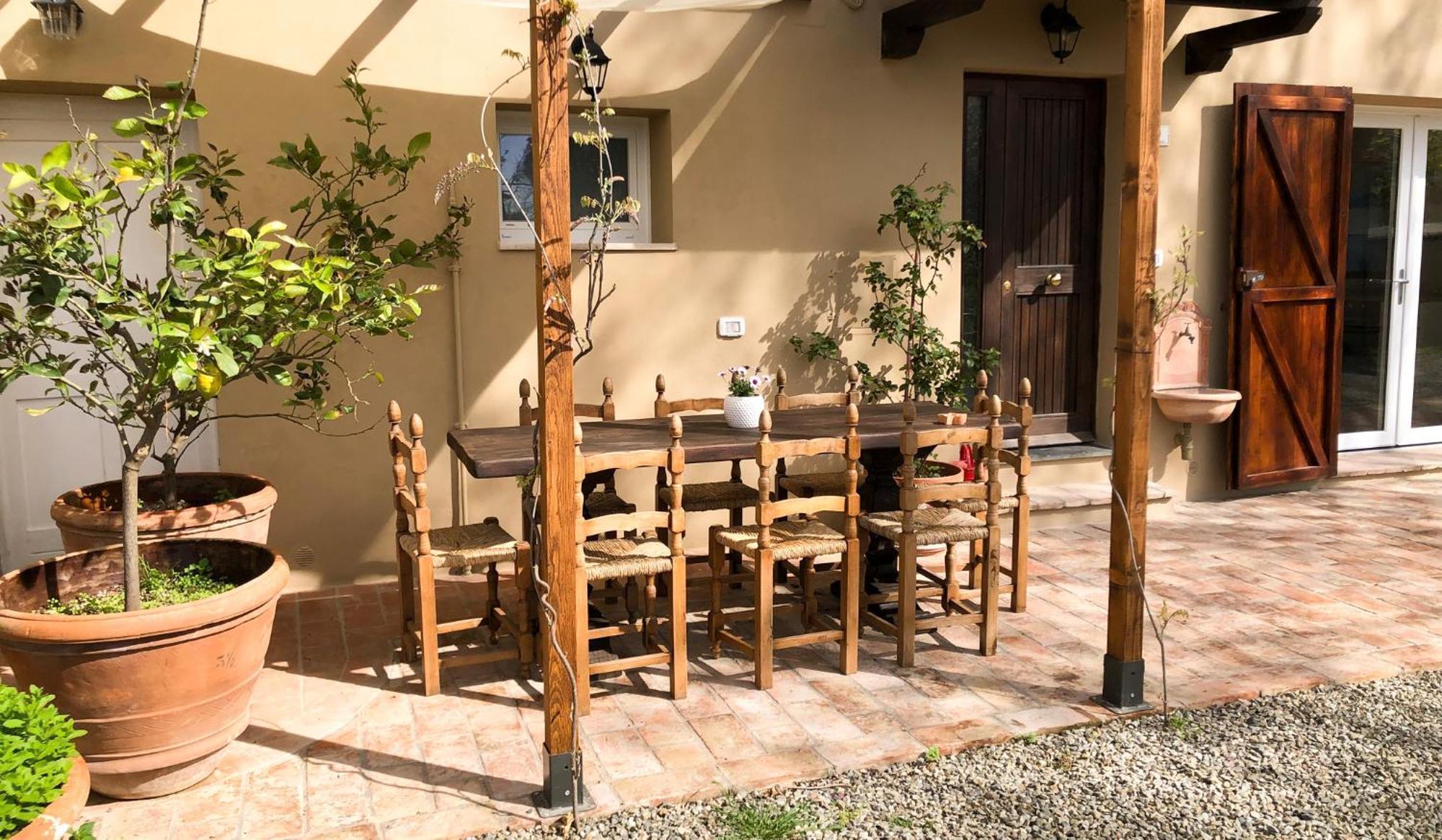 La Tonnaia Apartamento Lari Exterior foto