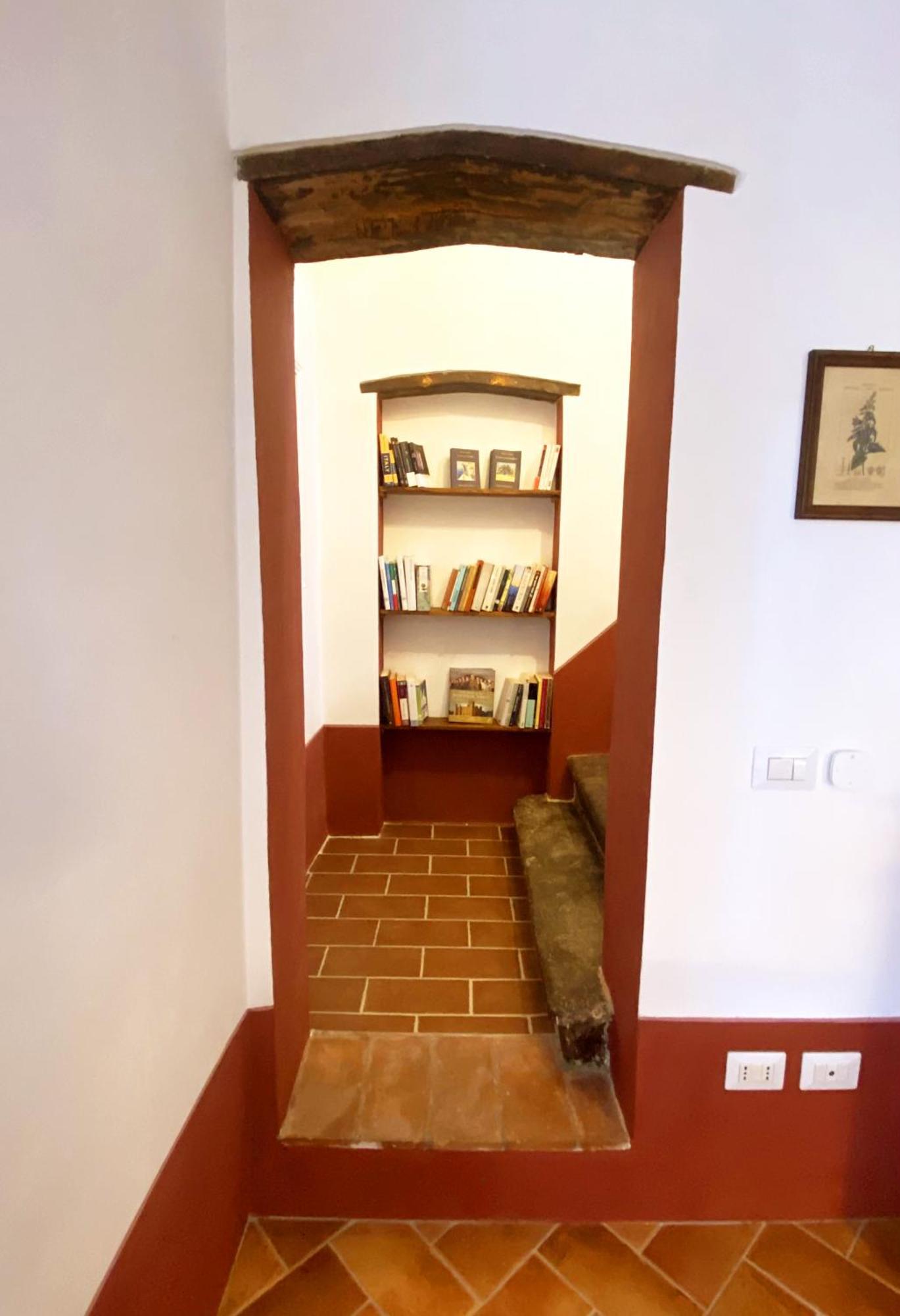 La Tonnaia Apartamento Lari Exterior foto
