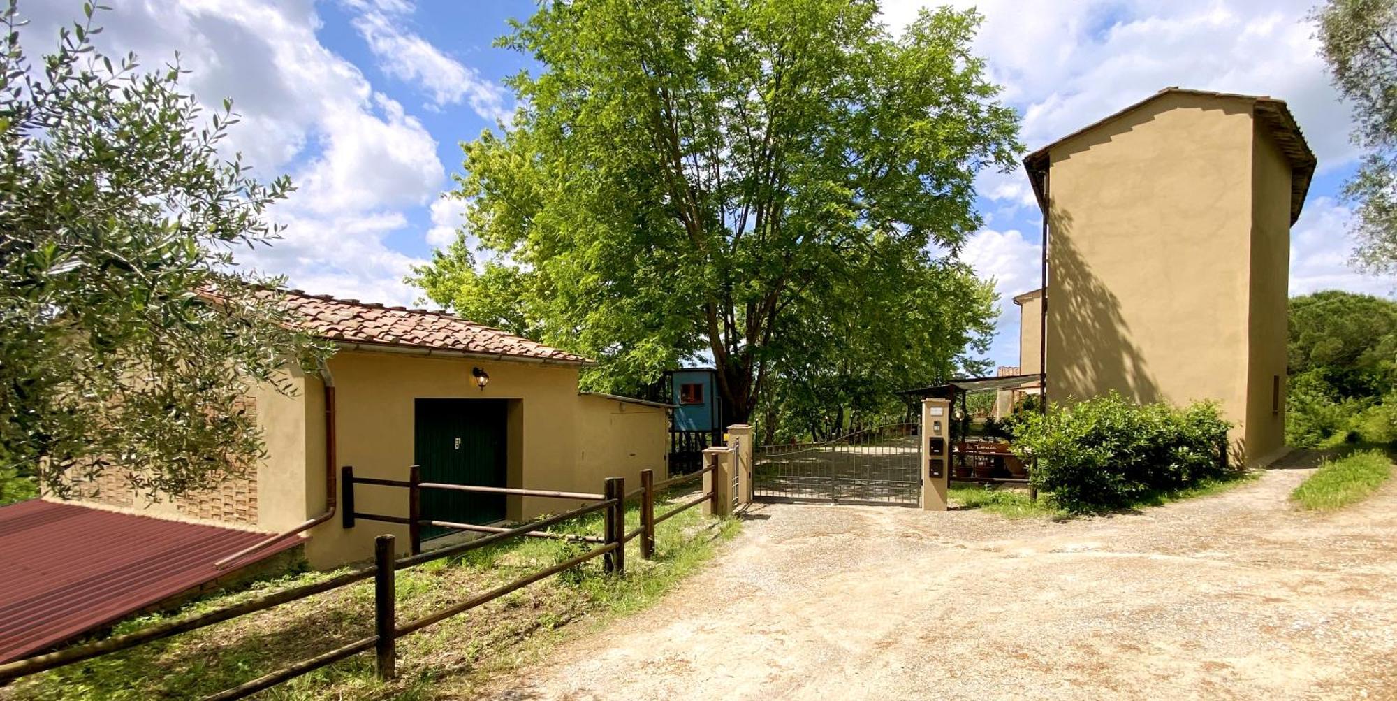 La Tonnaia Apartamento Lari Exterior foto